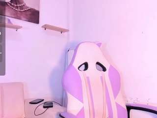 ivone-rose Live Webcam on CamSoda