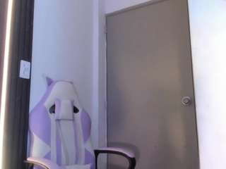 ivone-rose Live Webcam on CamSoda