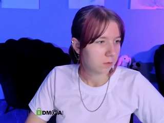 nora-blossom Live Webcam on CamSoda