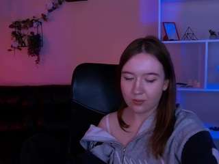 nora-blossom Live Webcam on CamSoda