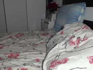 petite-danielle webcam