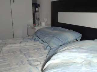 petite-danielle webcam