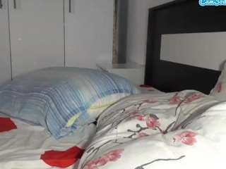 petite-danielle