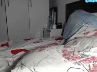 le modèle petite-danielle est en webcam porno dans un show sur le site camsoda, il possède les tags suivants: amateur,ass bouncing,big tits,blue eyes,drinking,fingering,flashing,full nudity,no smoking,normal,striptease,brown hair,milf