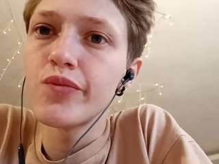 zoeclever chat room