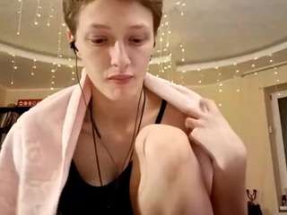 zoeclever Live Webcam on CamSoda
