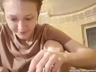 zoeclever webcam