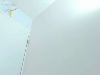 emily-browne Live Webcam on CamSoda