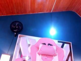 emmapetiite webcam