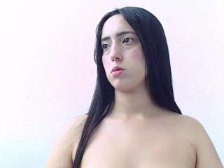 ivorynoir Live Webcam on CamSoda