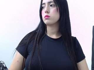 ivorynoir Live Webcam on CamSoda