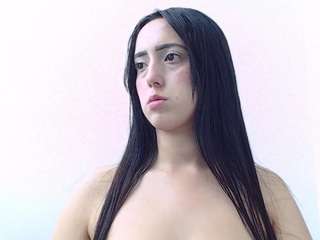 ivorynoir Live Webcam on CamSoda