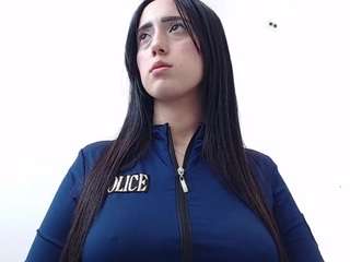 ivorynoir's CamSoda show and profile