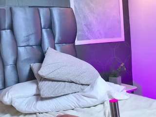 janette-jones's CamSoda show and profile