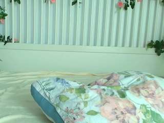 luna-mist Live Webcam on CamSoda