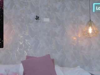 shumy-angels Live Webcam on CamSoda