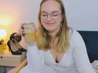 alicejuicy webcam model