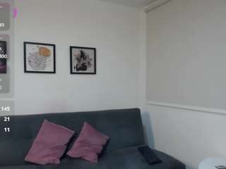 parisboobsbbw webcam