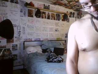 bigdikkpapii777's CamSoda show and profile