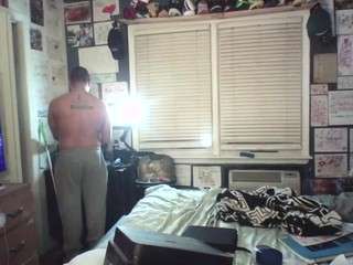 bigdikkpapii777's CamSoda show and profile