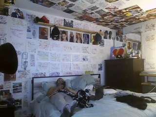 bigdikkpapii777's CamSoda show and profile