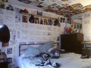 Live webcam model bigdikkpapii777 on Soda Cams