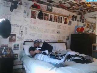 bigdikkpapii777 live cam profile