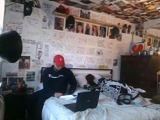 bigdikkpapii777 live cam profile