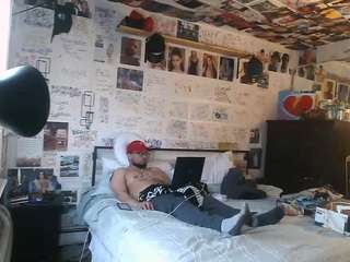 bigdikkpapii777 live cam profile