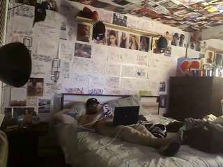 bigdikkpapii777's CamSoda show and profile