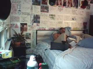 bigdikkpapii777 Sex Cam Show