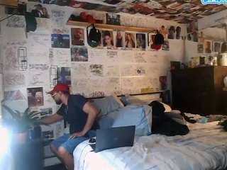 bigdikkpapii777 Sex Cam Show