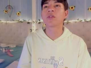 aleaurarashi from CamSoda