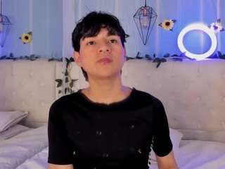 aleaurarashi Live Webcam on {site_name}