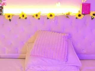 aleaurarashi live cam profile