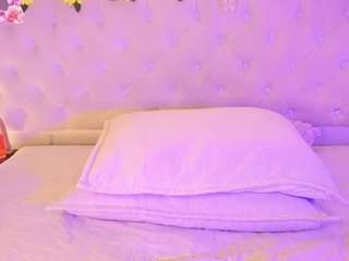 aleaurarashi live cam profile