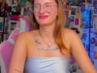 alisa-more webcam camsoda model stream image