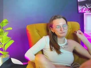 alisa-more webcam