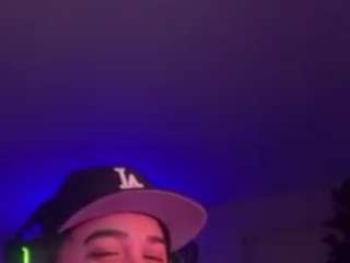 dickherdownlos Live Webcam on CamSoda