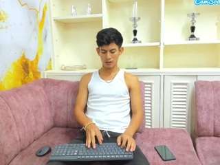 holdme-hot webcam