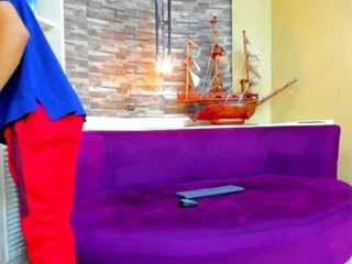 holdme-hot Live Webcam on CamSoda