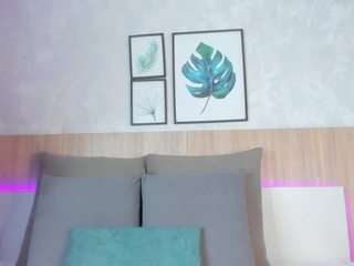 sofiaa-gonzales Live Webcam on CamSoda