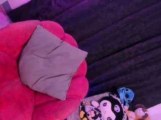 valeri-doll-xxx's CamSoda show and profile