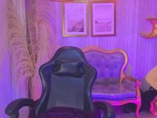 valkiria-ardent-s, female webcam model,  years old, on live webcam