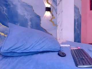annemiller05 Live Webcam on CamSoda
