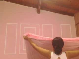 bellasky4 webcam model