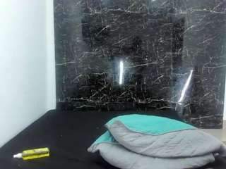 bora-lajuana live webcam show