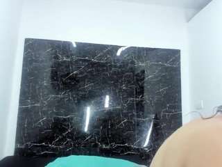 bora-lajuana live webcam show