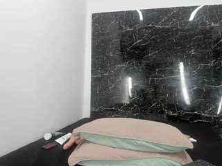 bora-lajuana live webcam show