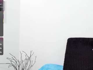 chariss32 Live Webcam on CamSoda